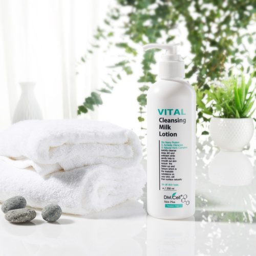VITAL-CLEANSING-MILK-LOTION-2-scaled